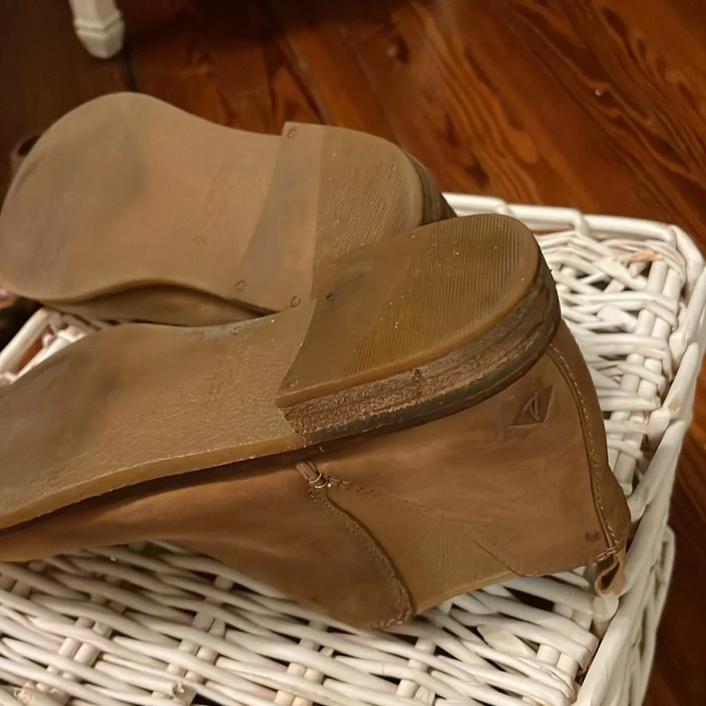SPERRY WOMENS Topsider BOOTIE SUEDE /leather‎ TAN SIZE 7